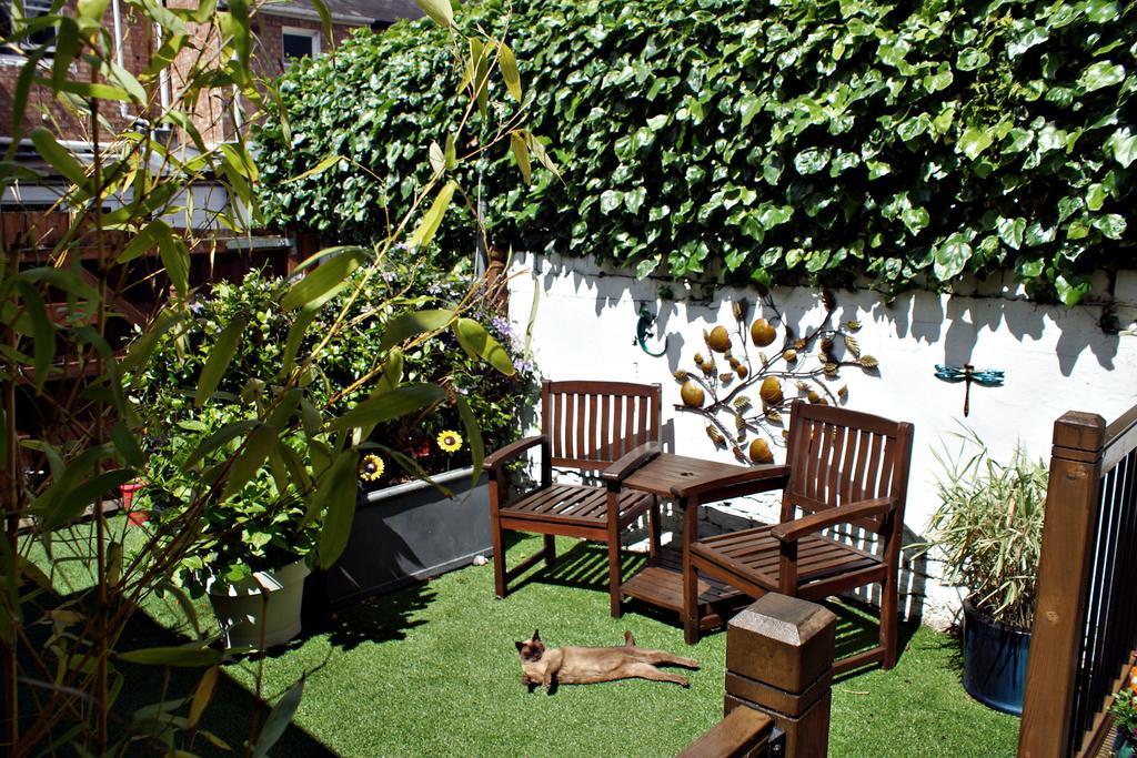 Bronte Guest House York Exterior photo
